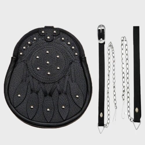Studded Targe Celtic Knot And Black Leather Sporran